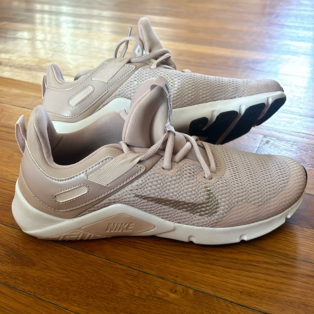 Women’s Nike Training sneakers